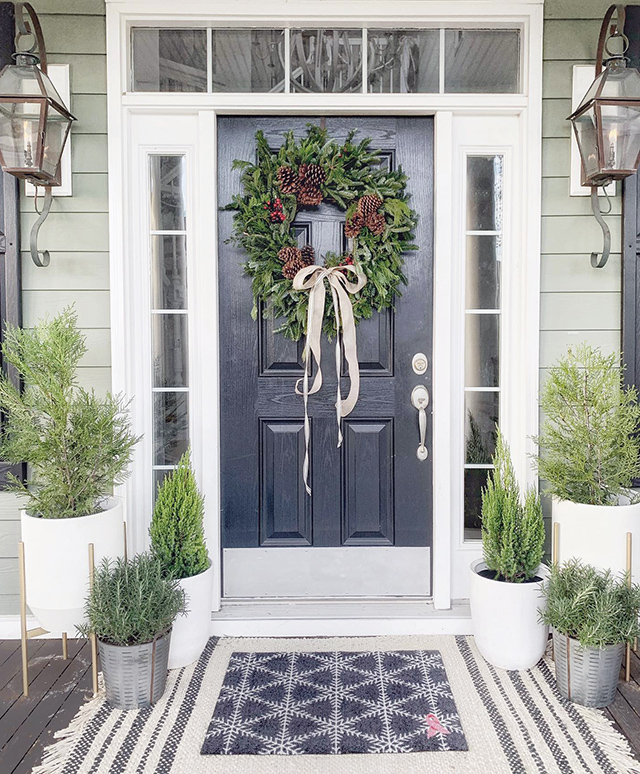 The Coastal Oak | Holiday Decor for Front Porch The Coastal Oak | Holiday Decor for Front Porch