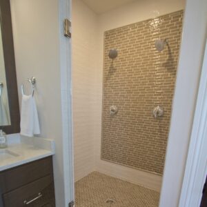 coyle-carpet-one-chocolate-caviar-bathroom1