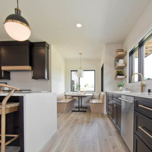 Havana Pearl breakfast nook